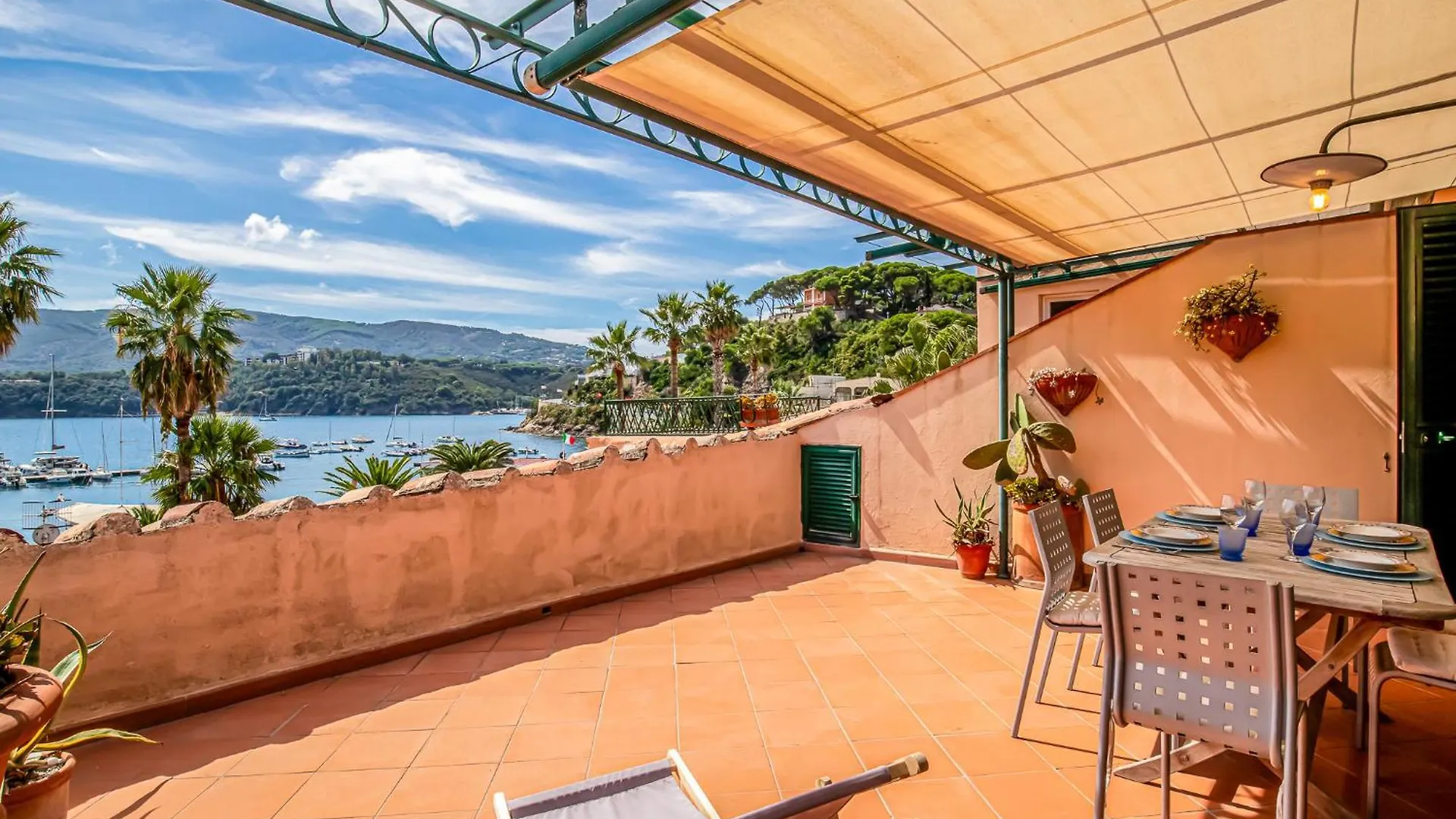 Апартаменты Il Mare In Terrazza Порт-Аццурро