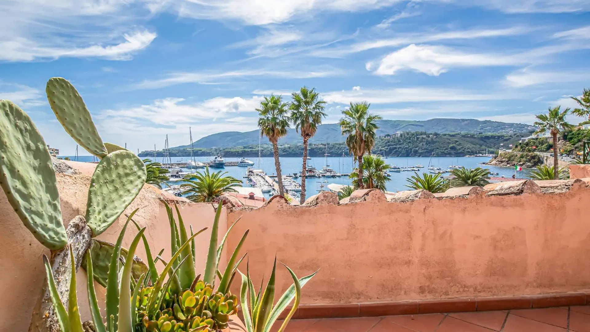 Апартаменты Il Mare In Terrazza Порт-Аццурро