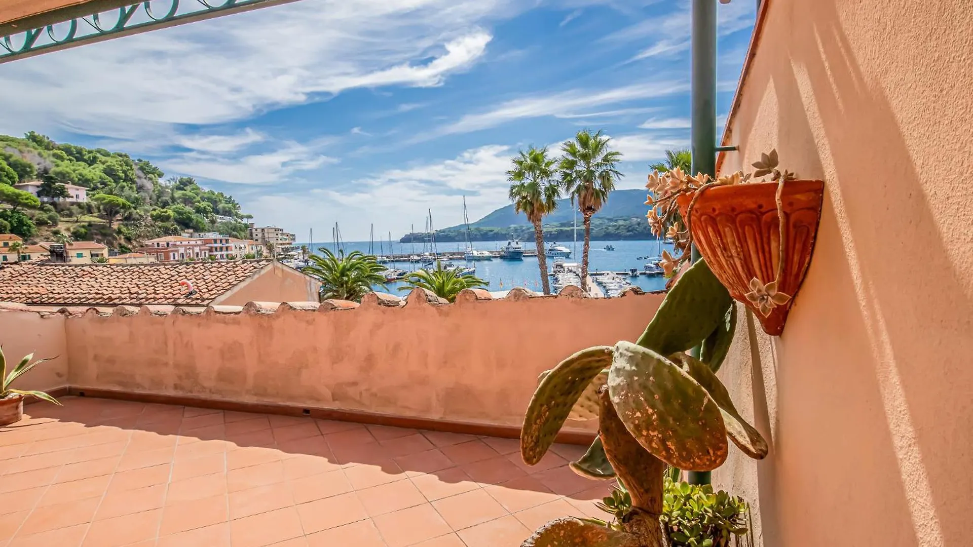 Апартаменты Il Mare In Terrazza Порт-Аццурро